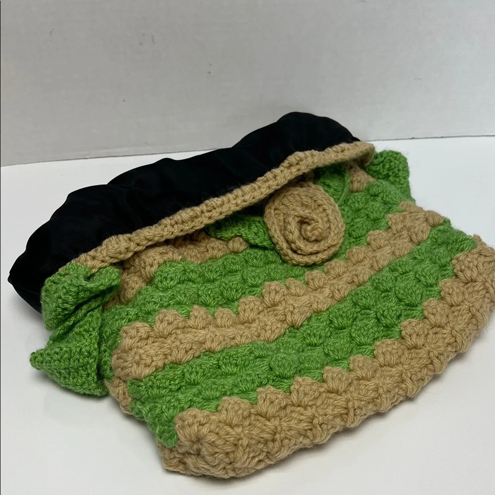 Green and Tan Crochet Shoulder Bag